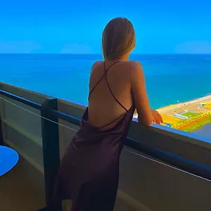 5* Апартаменты Beachfront City Center Orbi City